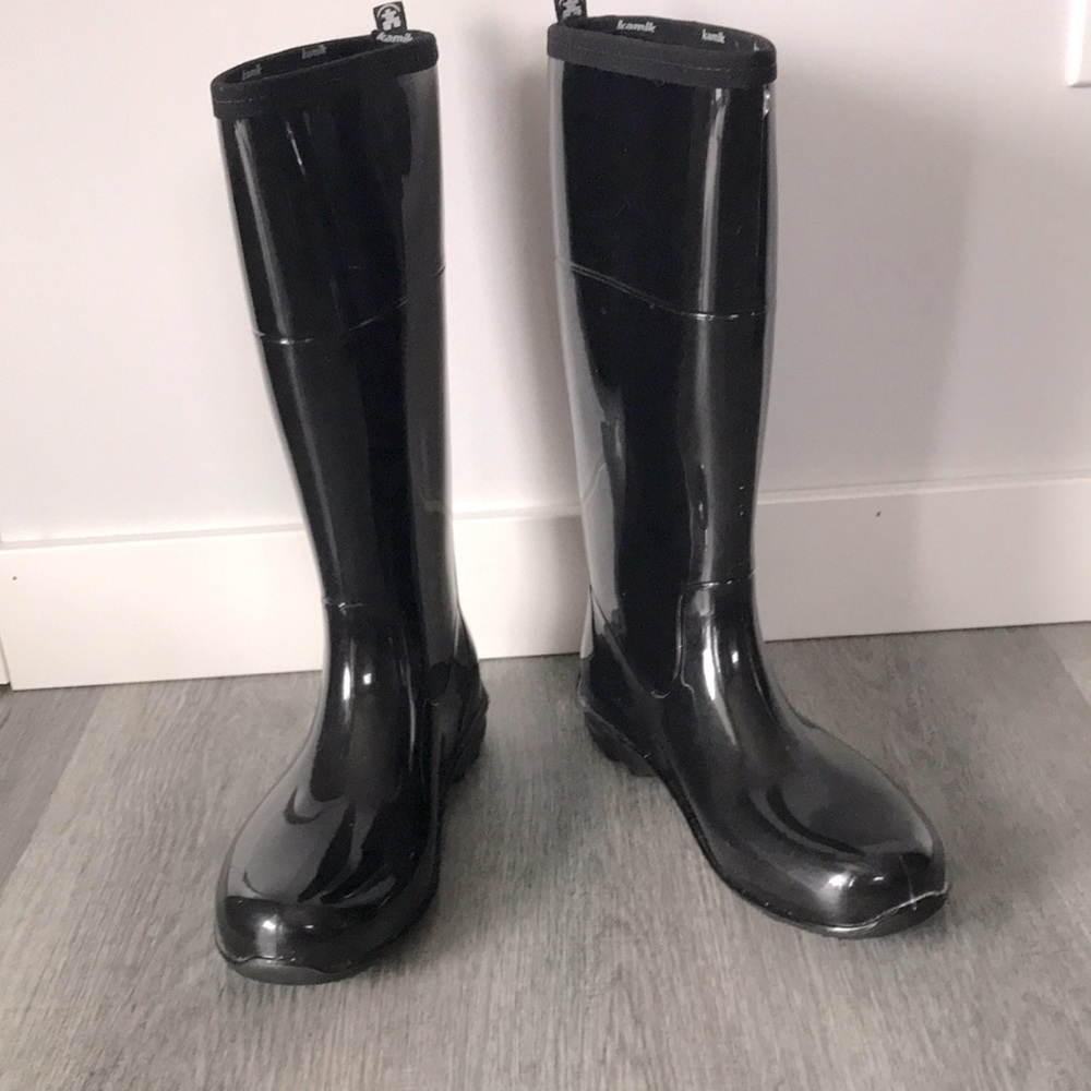 Kamik rain boots Size 7